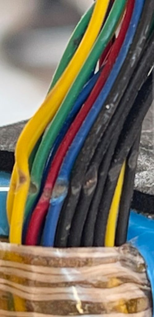 File:Onewheel Pint X battery design flaw.jpg