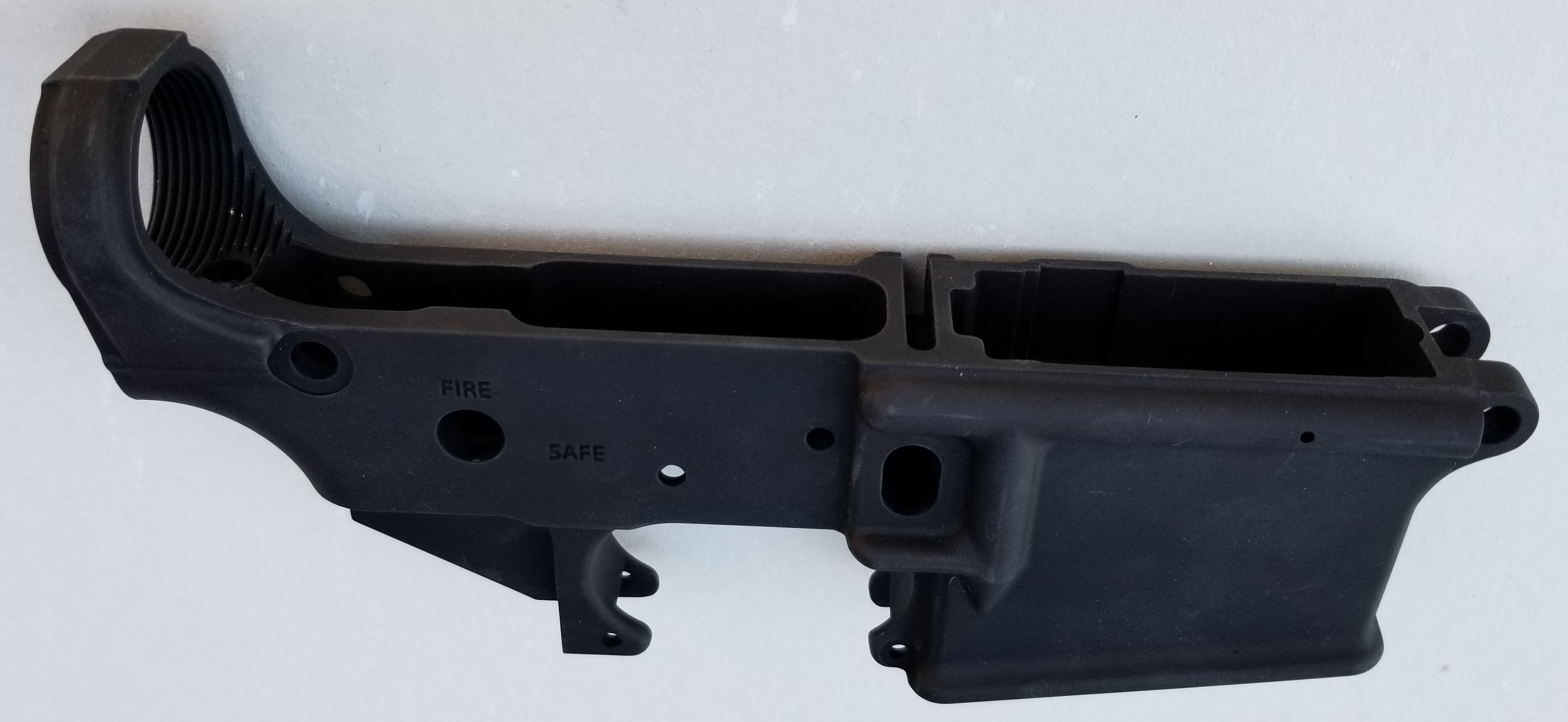 File:CRW-falsepos-ar15-lower-receiver.jpg