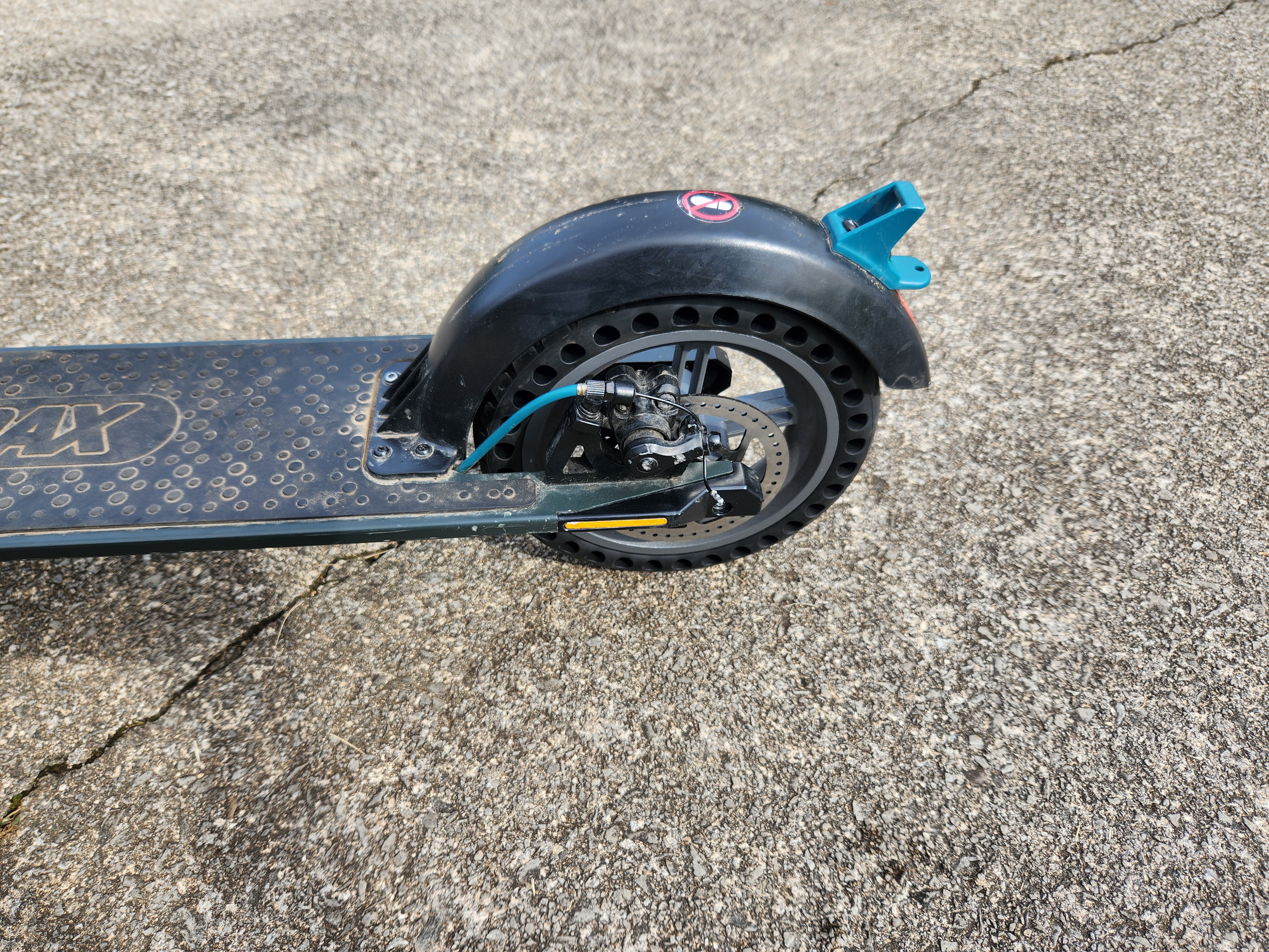 File:Gotrax scooter rear assembly.jpg